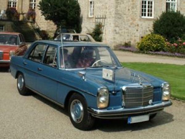 Mercedes 230