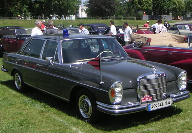 Mercedes 300 SEL